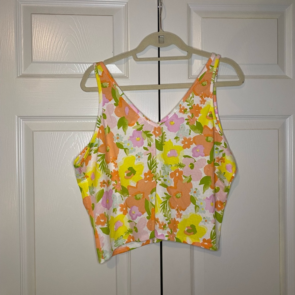 Plus Size Abound Cropped Floral Top